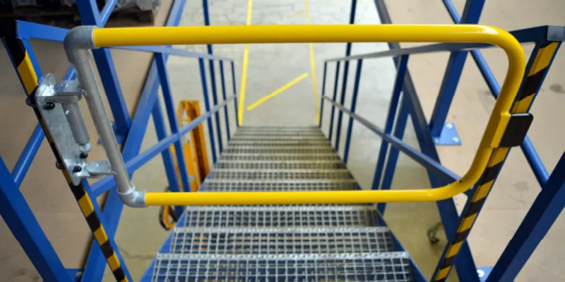 Safety Railing and Modular Guardrail made from Slip-on Railing Fittings ...